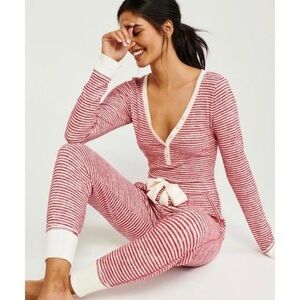 Abercrombie & Fitch Red and White Striped Pajama jogger Set size S